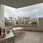 דירה Modern Apartment, Heated Pool & 2 Terraces