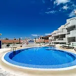 Modern Apartment, Heated Pool & 2 Terraces דירה לוס כריסטיאנוס