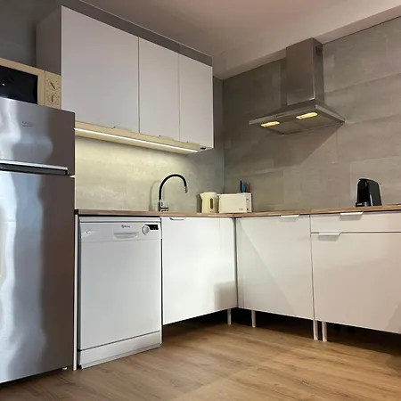 Apartmán Modern Apartment, Heated Pool & 2 Terraces