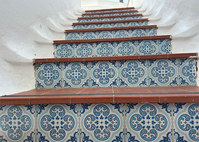 Modern Apartment, Heated Pool & 2 Terraces 公寓 *