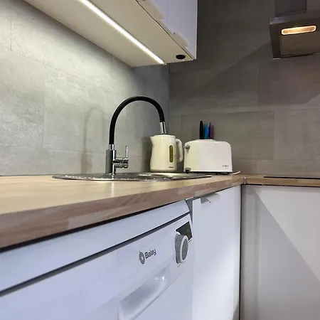 Modern Apartment, Heated Pool & 2 Terraces Apartamento Los Cristianos (Tenerife)