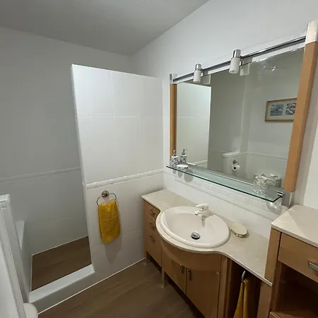 Апартаменты Modern Apartment, Heated Pool & 2 Terraces *