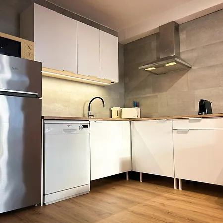Апартаменты Modern Apartment, Heated Pool & 2 Terraces *