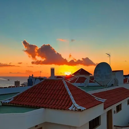 Lejlighed Modern Apartment, Heated Pool & 2 Terraces Los Cristianos (Tenerife)