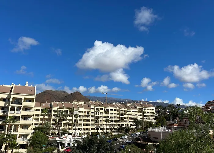 Modern Apartment, Heated Pool & 2 Terraces