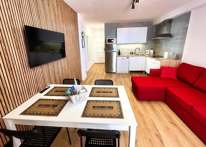 Modern Apartment, Heated Pool & 2 Terraces Apartmán